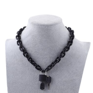 Puppy play padlock necklace in black